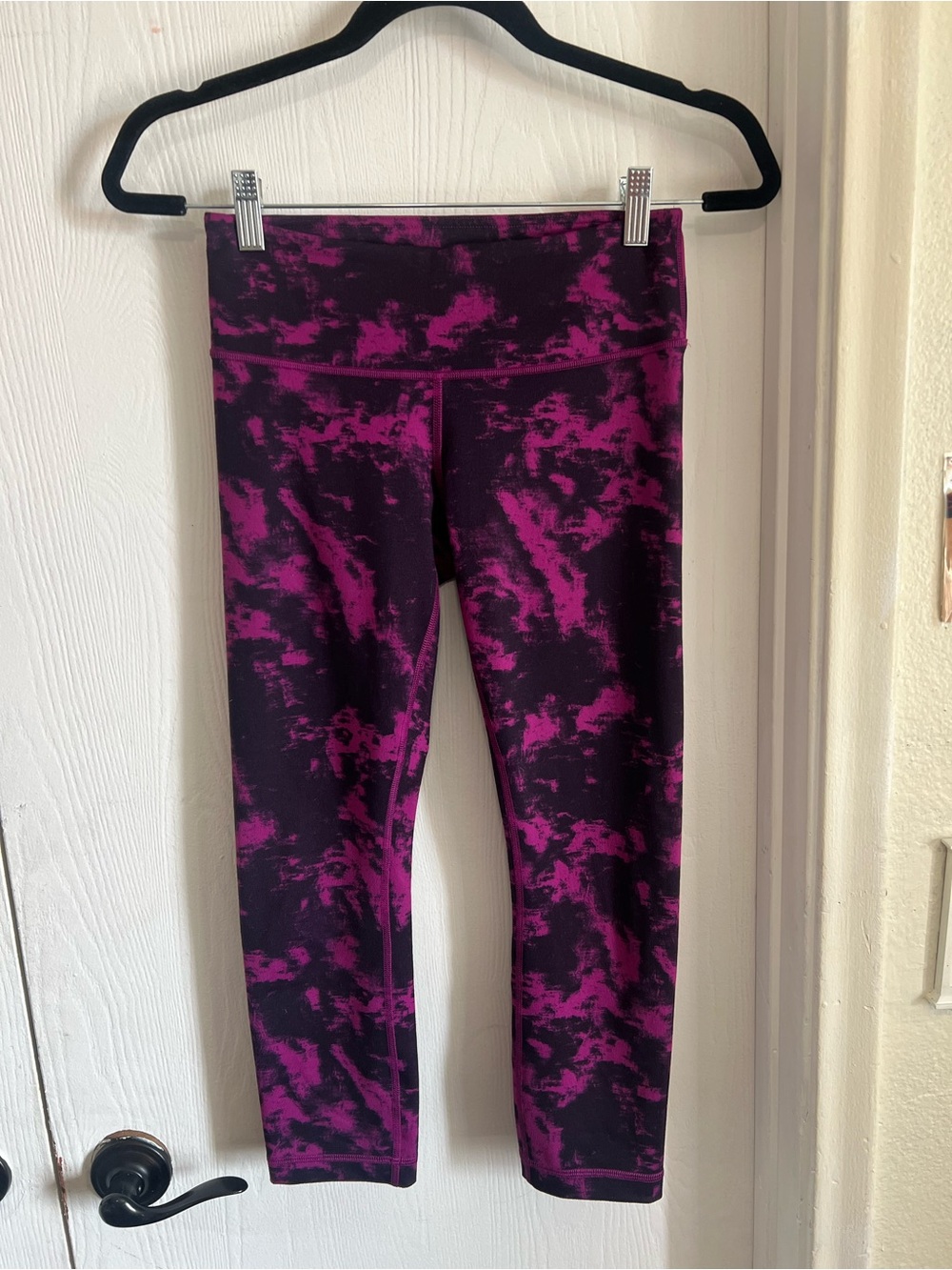 Lululemon Purple Wunder Under Crop Breezie Regal Plum Tie Dye Size 4